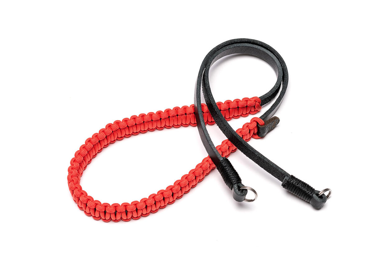 Leica Paracord Strap created by COOPH, black/red | Leica Camera JP